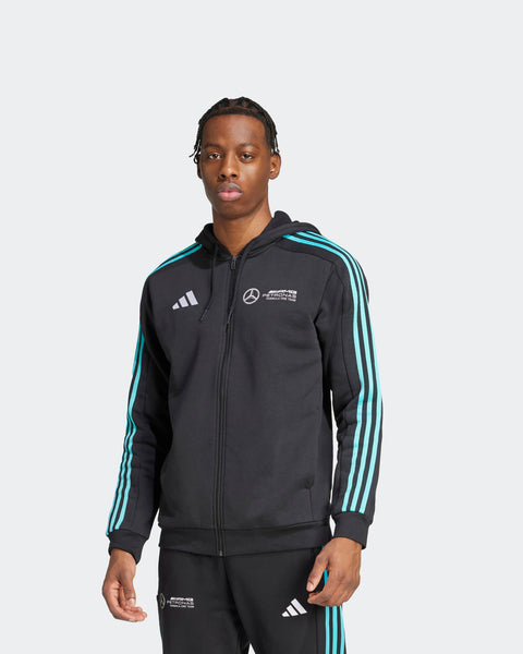 JV5437_2_APPAREL_OnModel_Stand