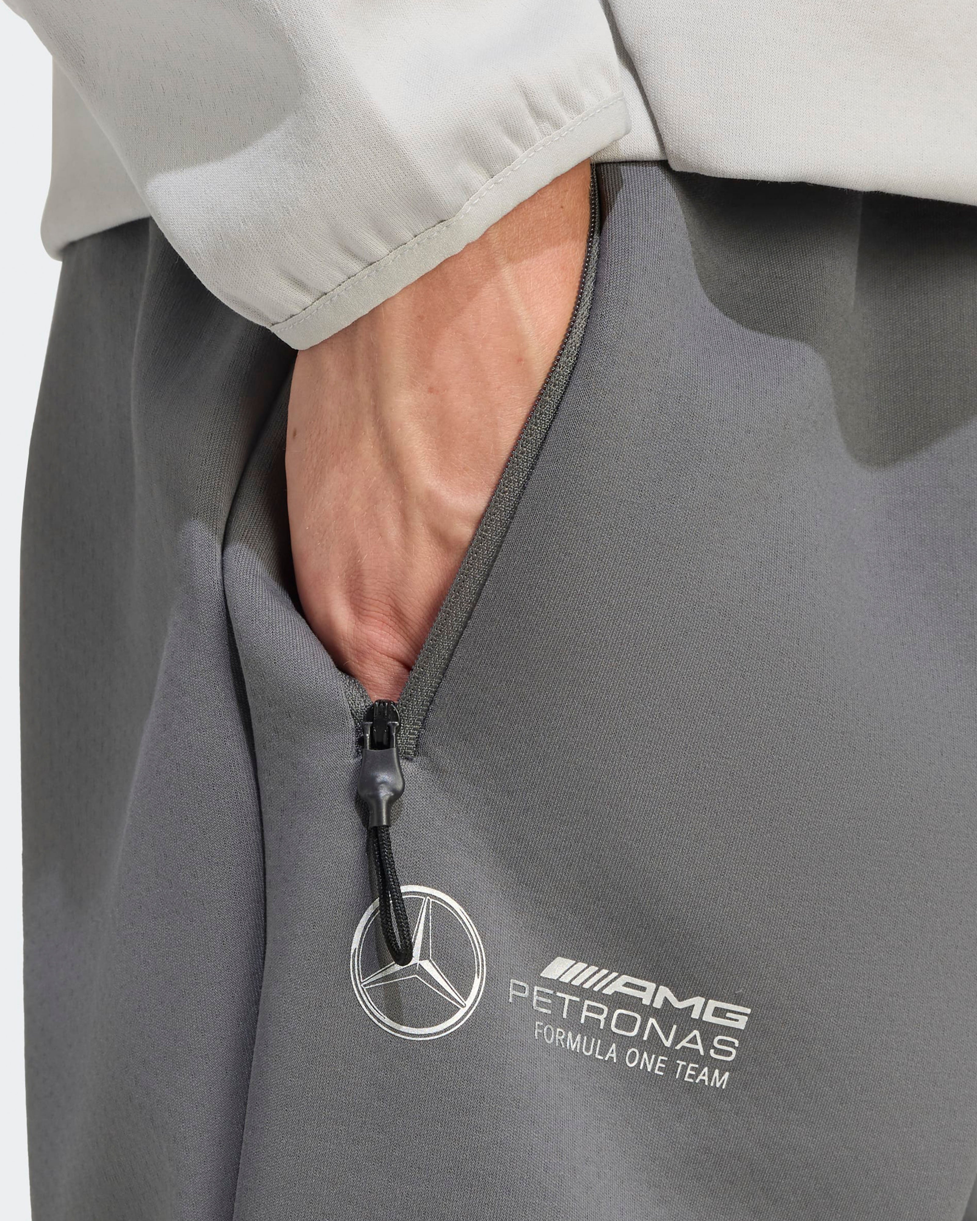 Mens Silver Arrows Joggers Grey | Official Mercedes-AMG PETRONAS