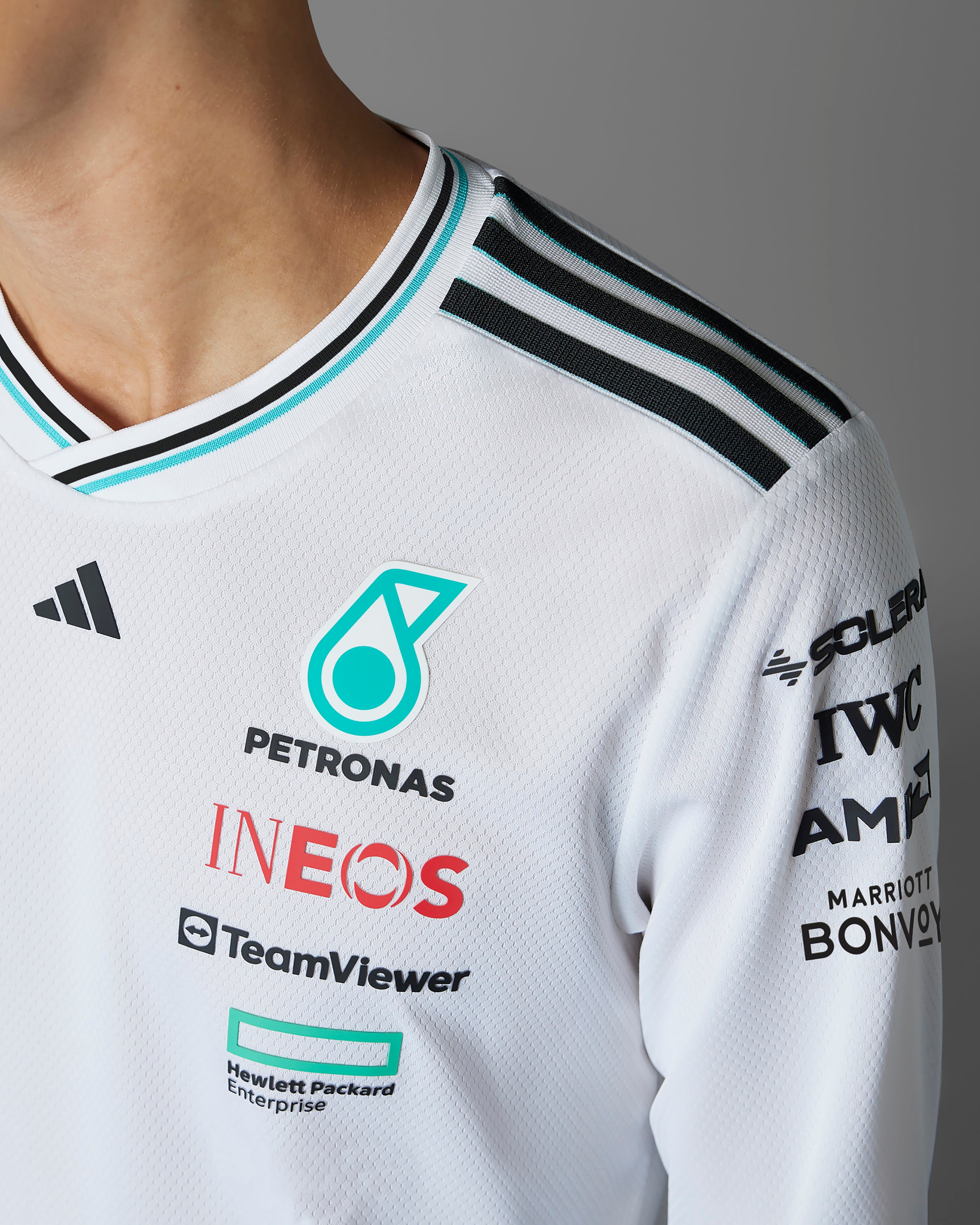 Mens 2025 Authentic Long Sleeve Driver Tee White | Official