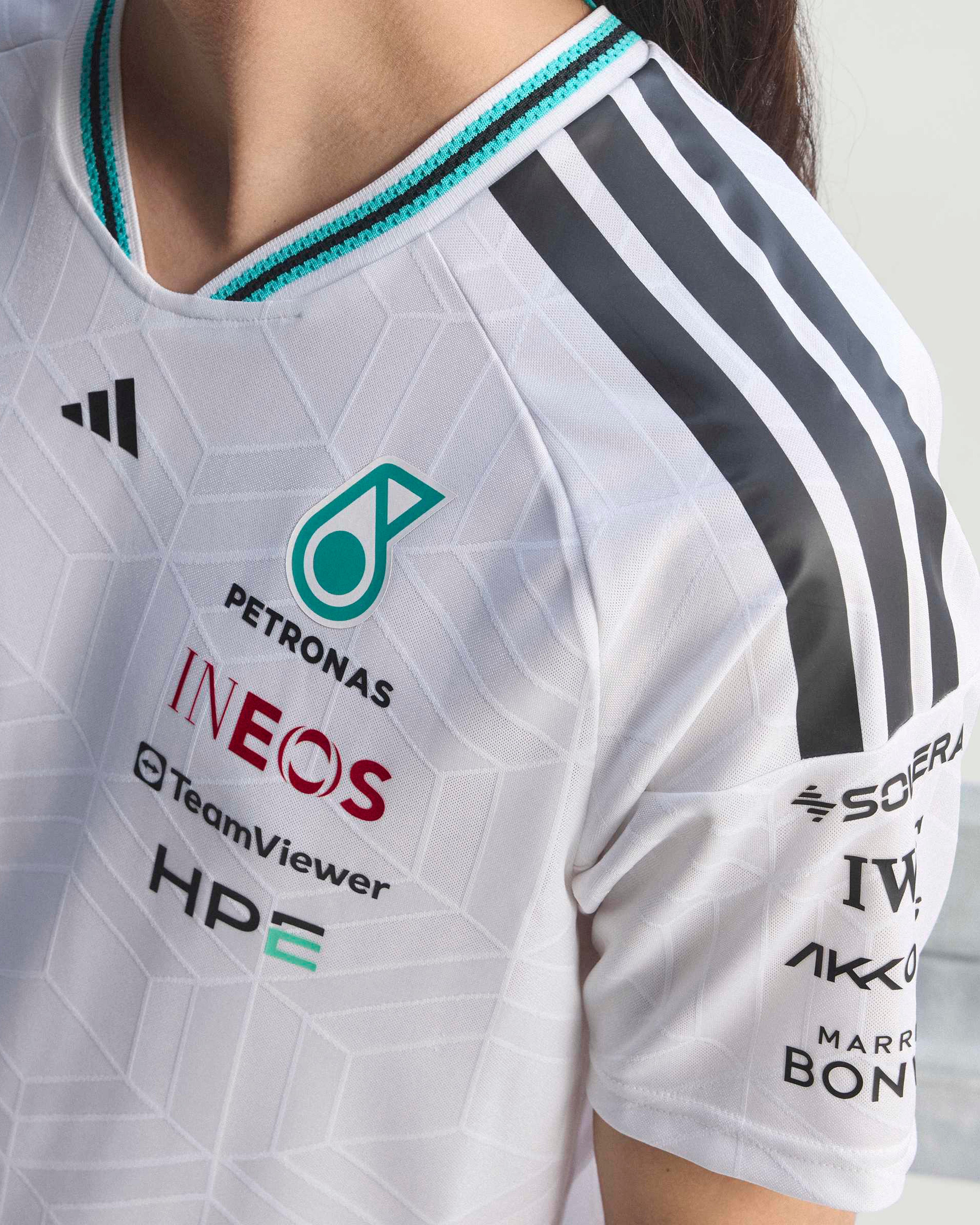 2026 Men's Authentic Driver Tee White | Mercedes-AMG PETRONAS F1