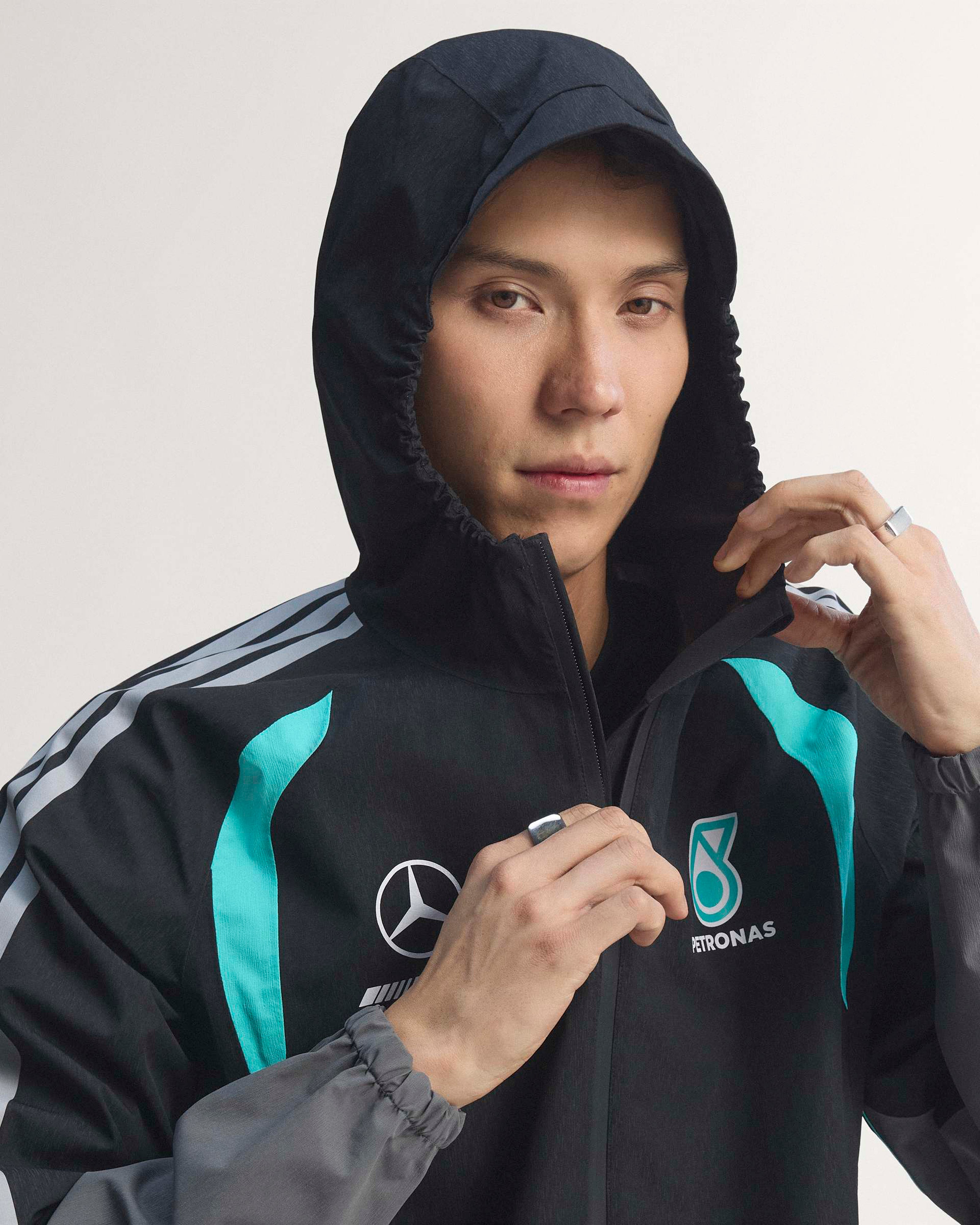 2026 Men's Mechanics Rain Jacket Black | Mercedes-AMG PETRONAS F1