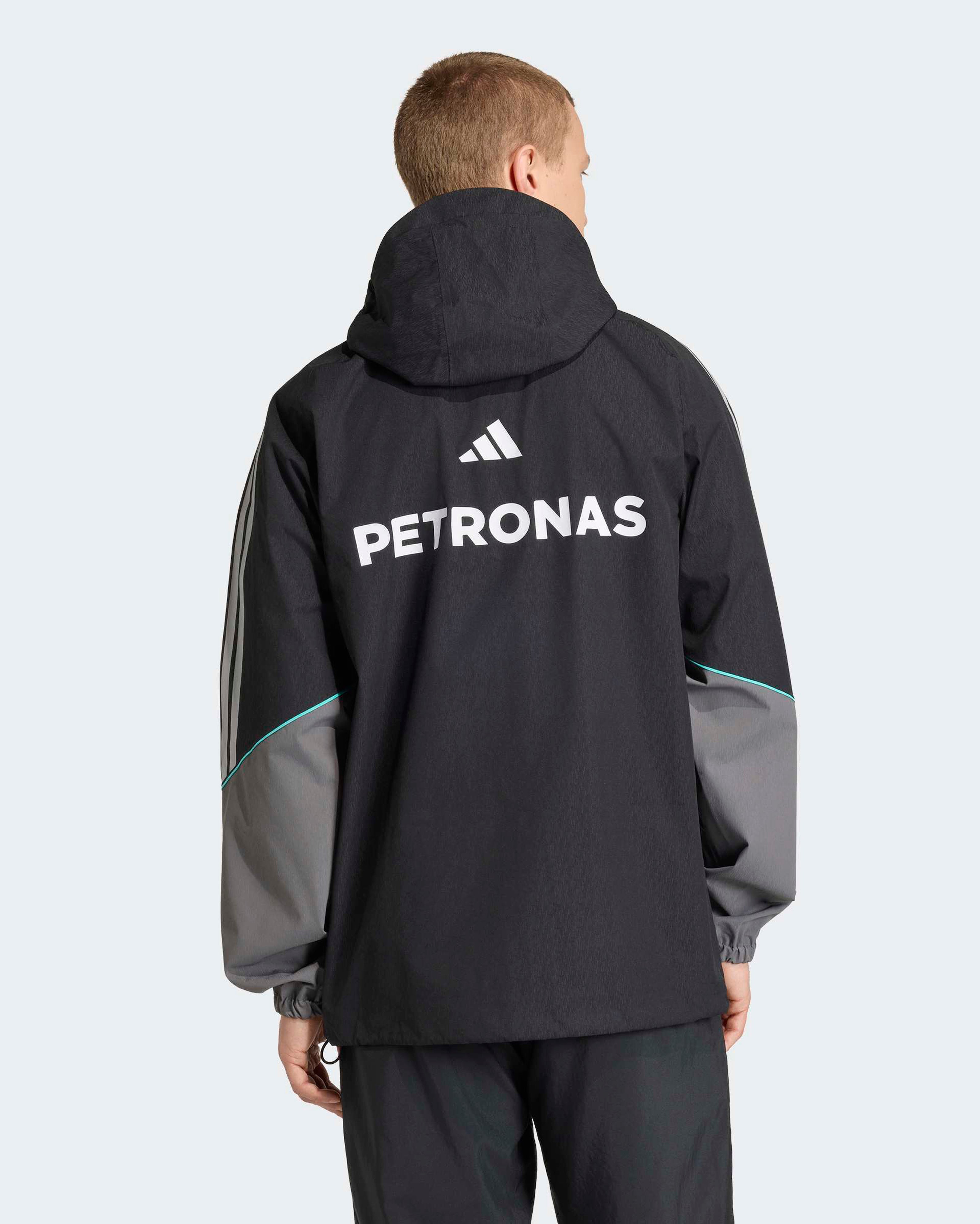 Fan Jackets | Official Mercedes-AMG F1 Store