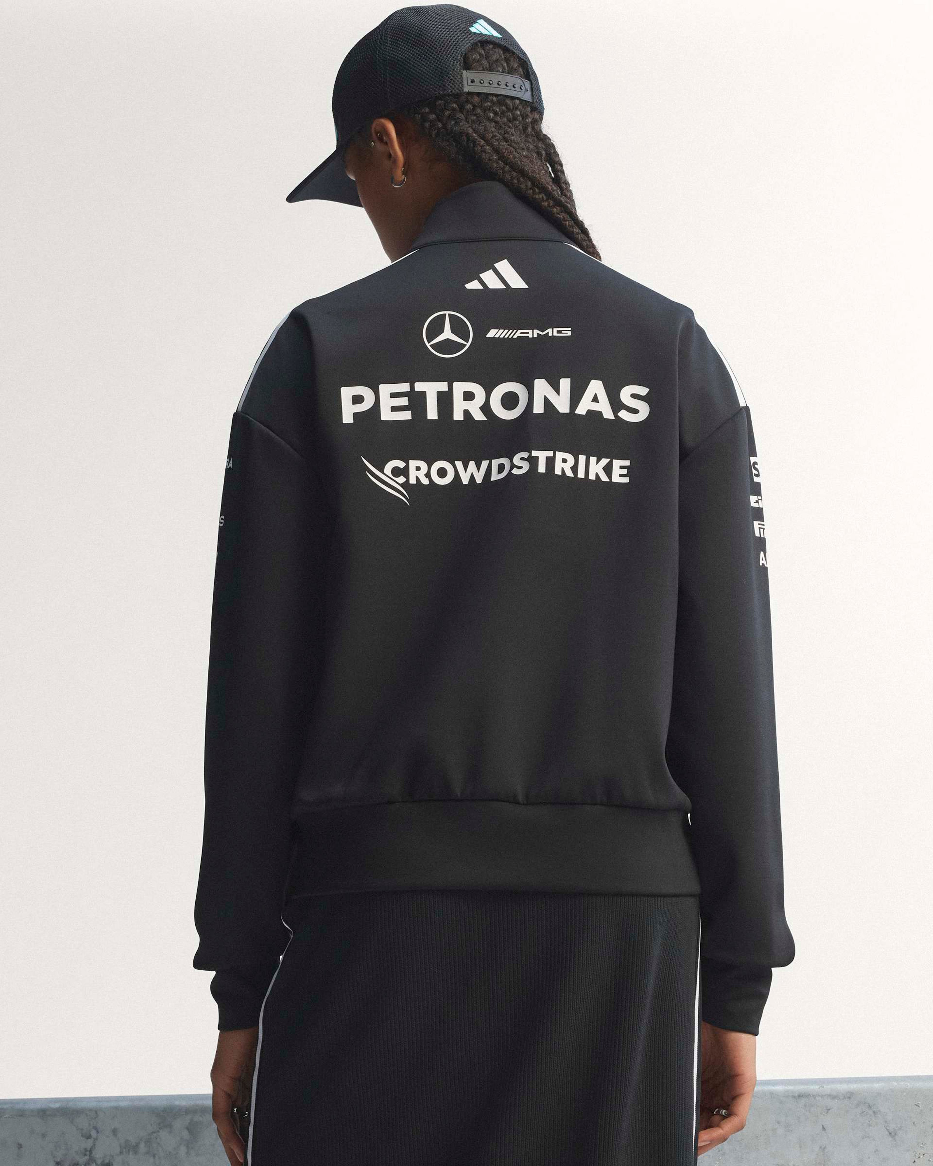 Official Women's 2026 Team Quarter Zip - Black | Mercedes-AMG