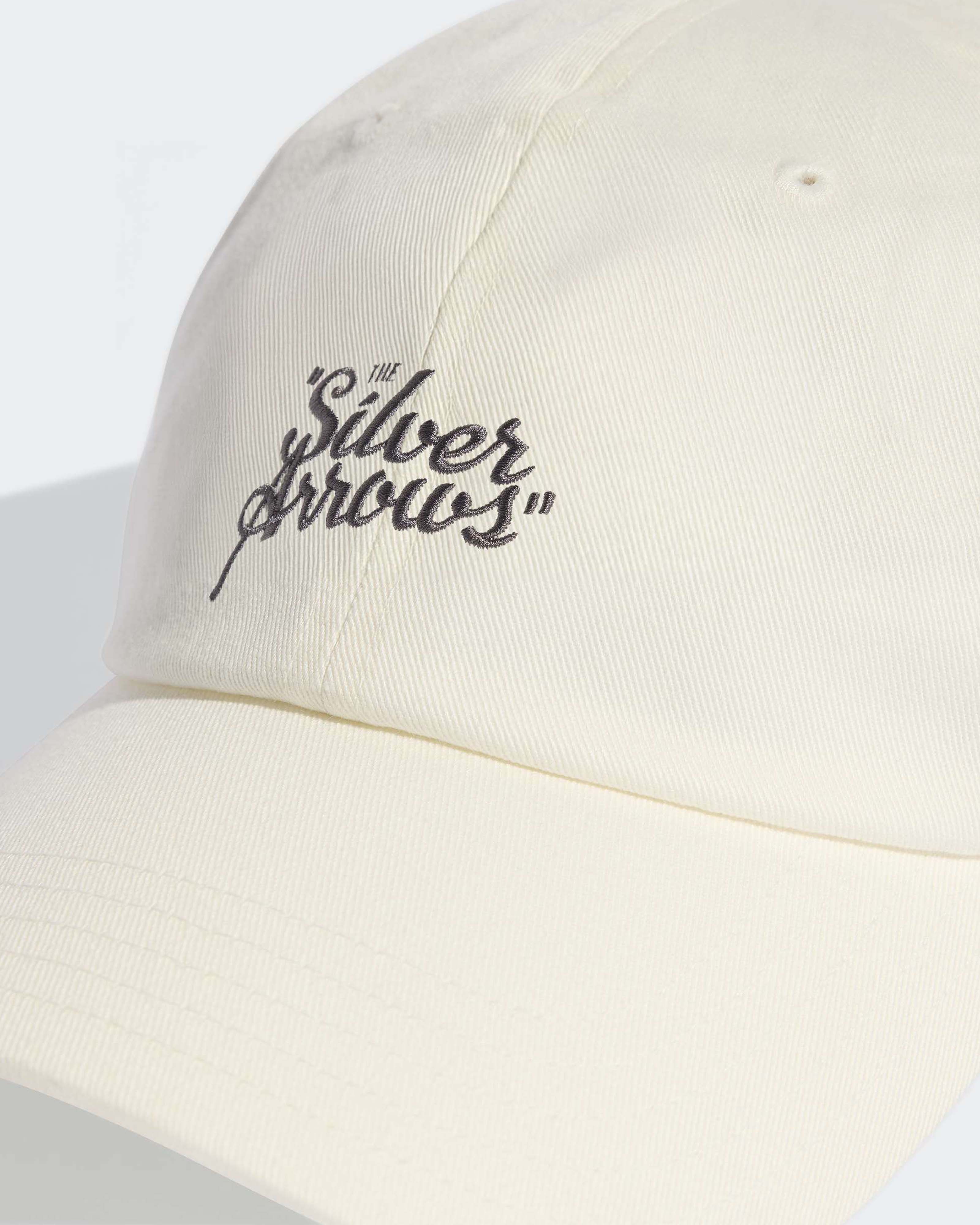 新品未使用　BREAKING COTTON HAT (OFF-WHITE) 2026 Silver Arrows Cap - Off White | Mercedes-AMG PETRONAS F1