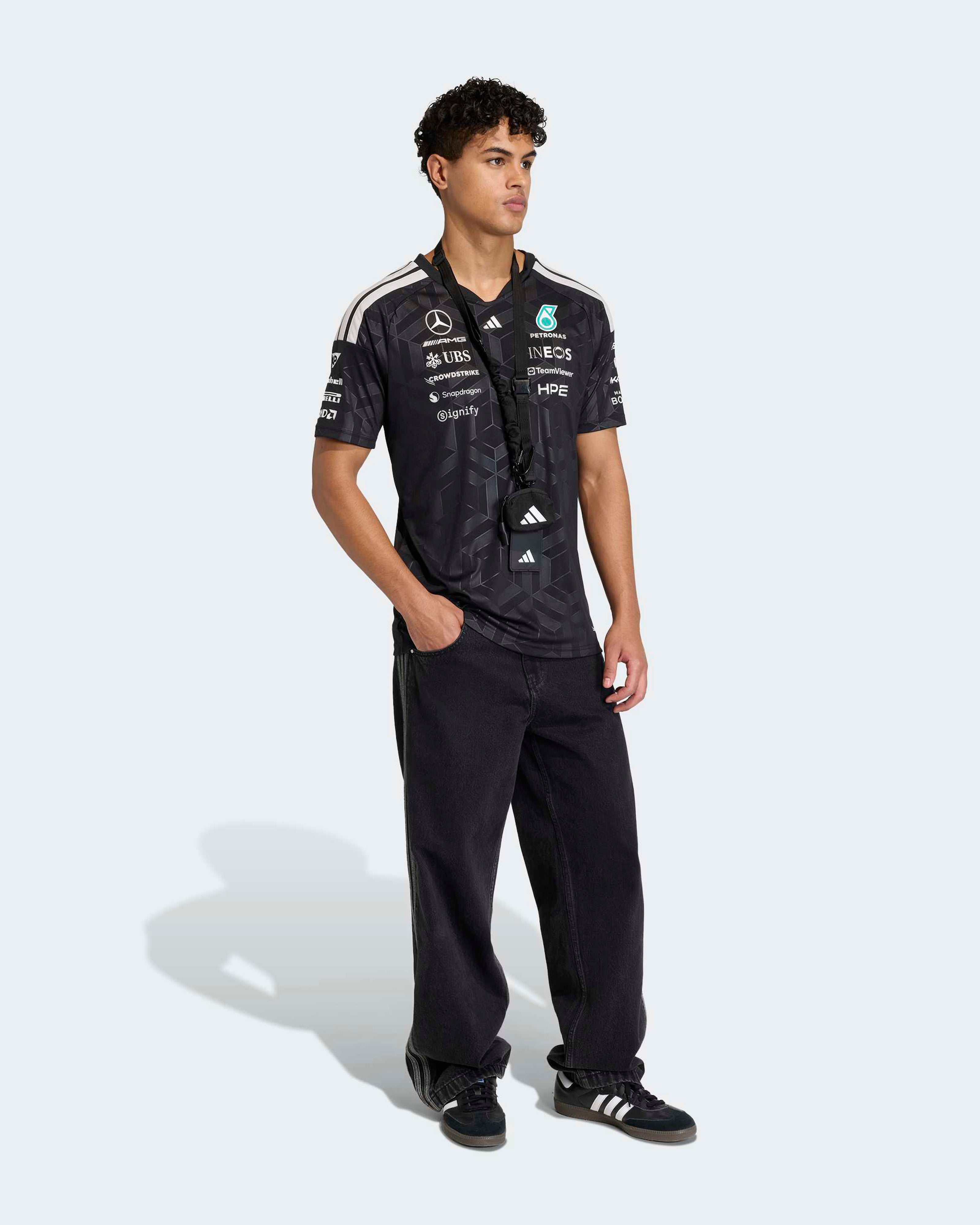 Men's 2026 Team Driver T-shirt - Black | Mercedes-AMG PETRONAS F1