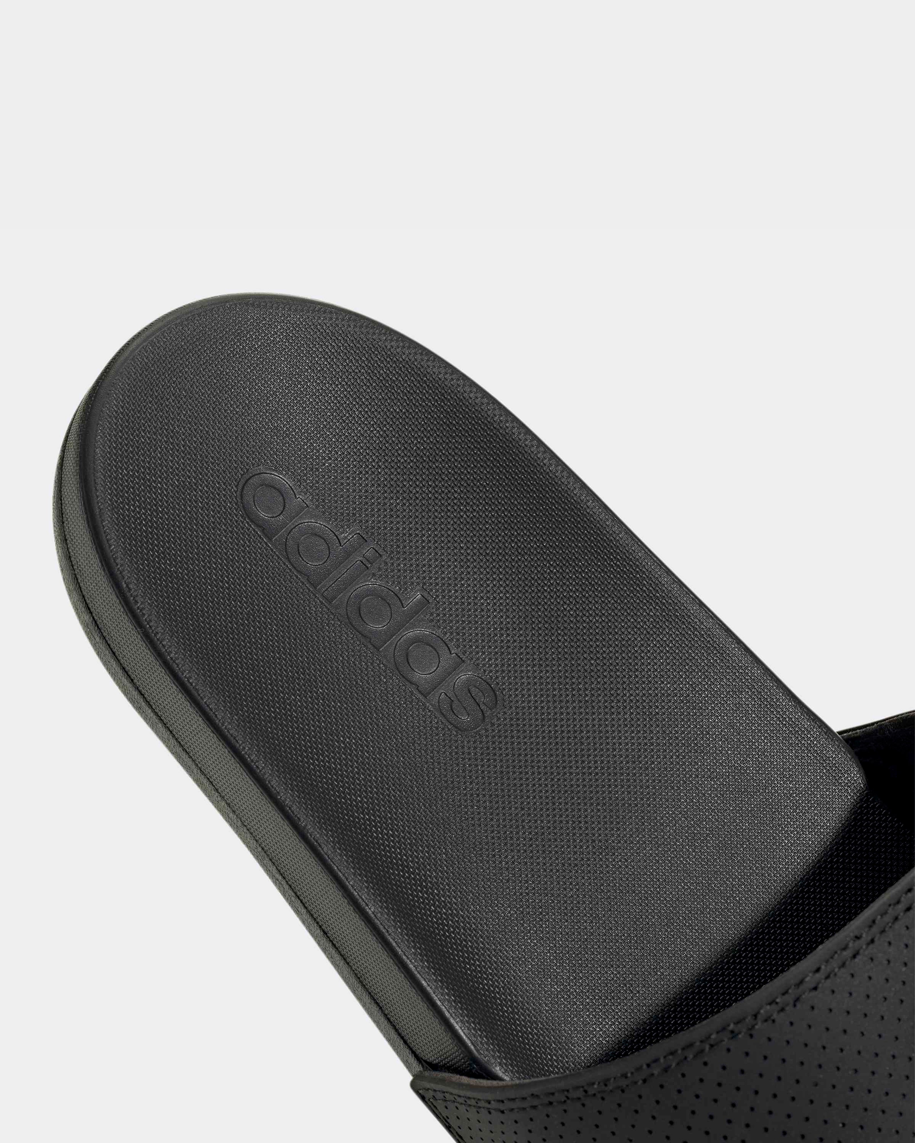 2026 Adilette Comfort Slides - Black | Mercedes-AMG PETRONAS F1