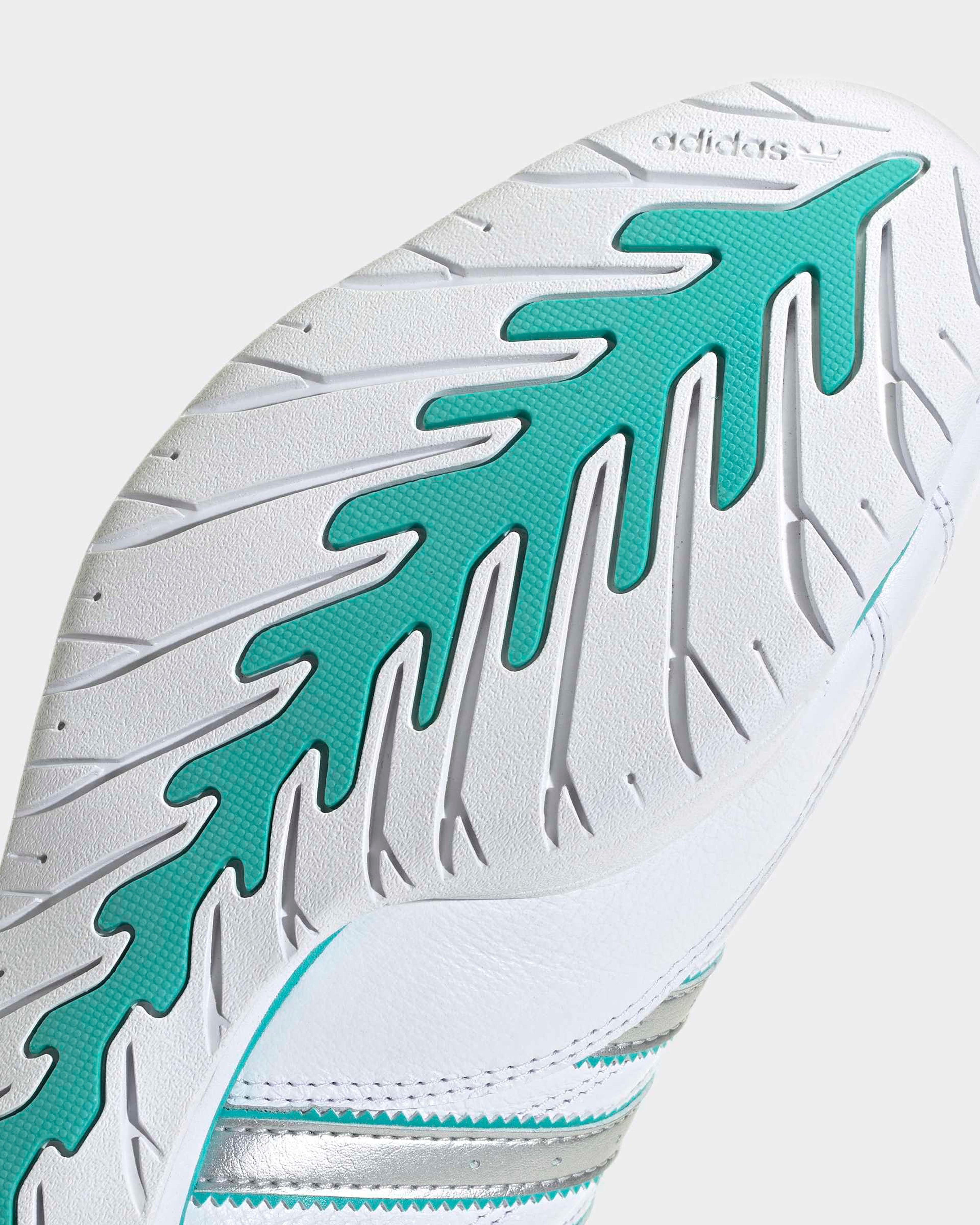 Adiracer Lo Shoes White