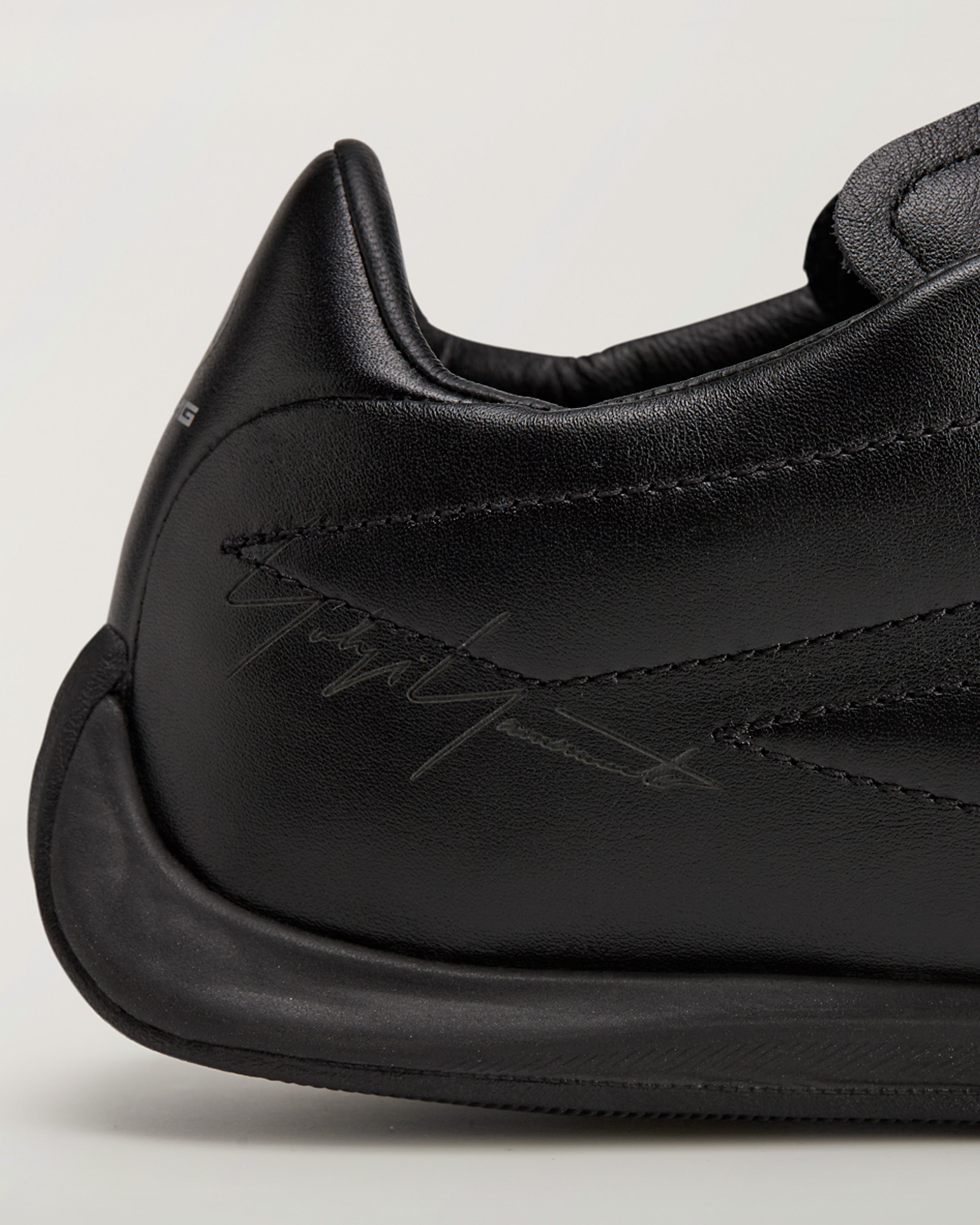 2026 Y-3 Feroza Low Shoes - Black | Mercedes-AMG PETRONAS F1 Team