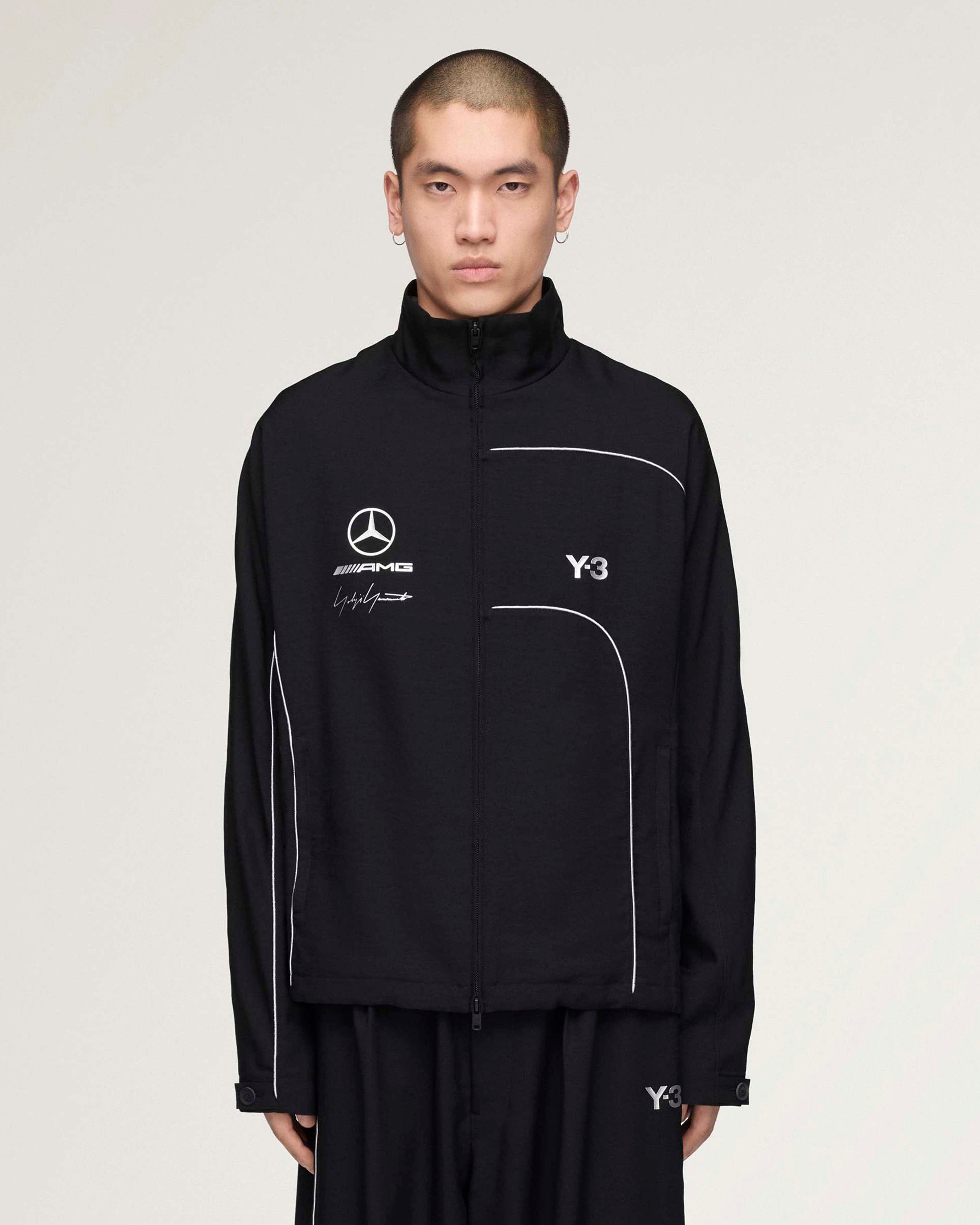 Fan Jackets | Official Mercedes-AMG F1 Store