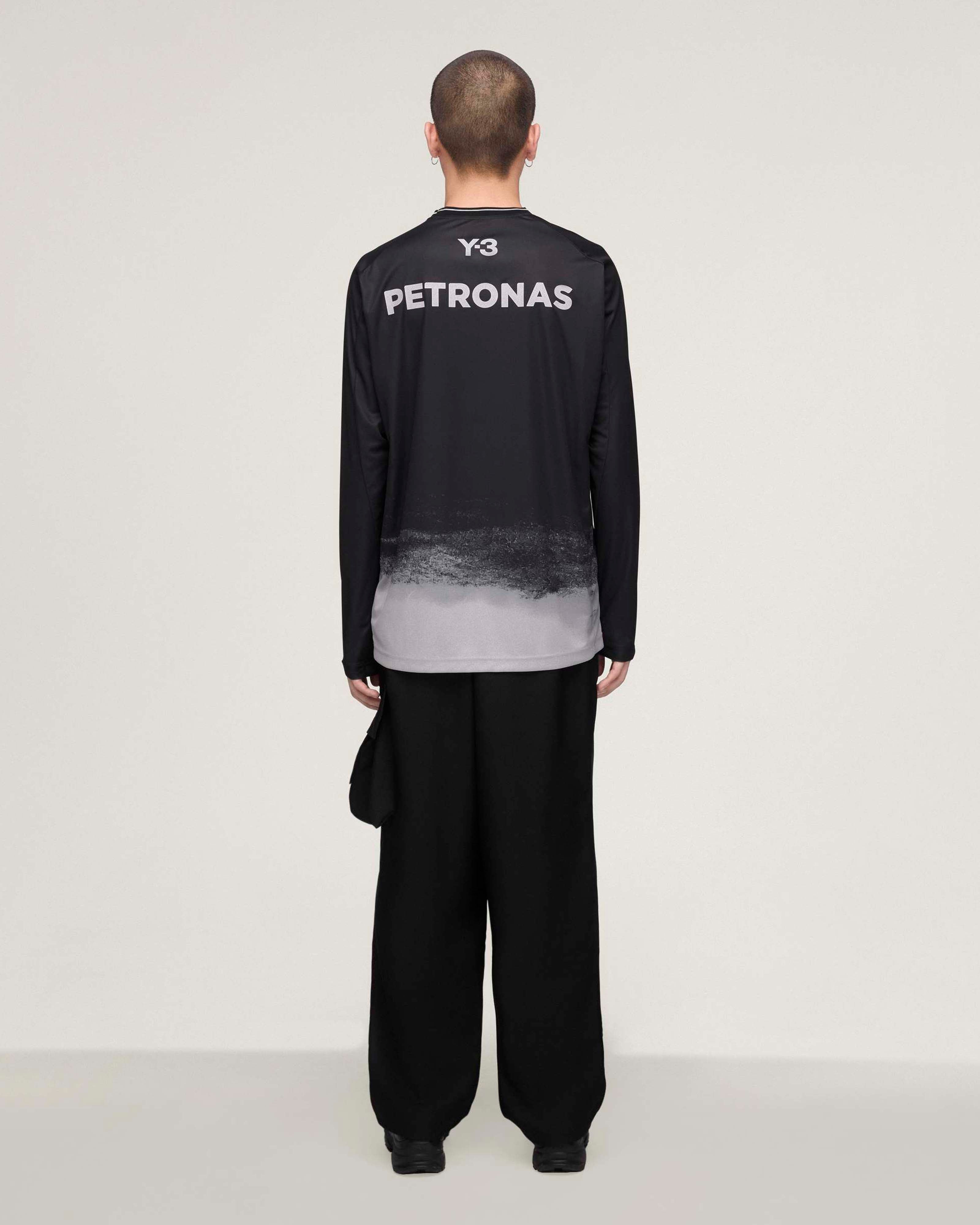Y-3 x Mercedes-AMG F1 | Shop the Y-3 x Mercedes F1 fashion collection Y-3 x Mercedes-AMG F1 | Shop the Y-3 x Mercedes F1 fashion collection
