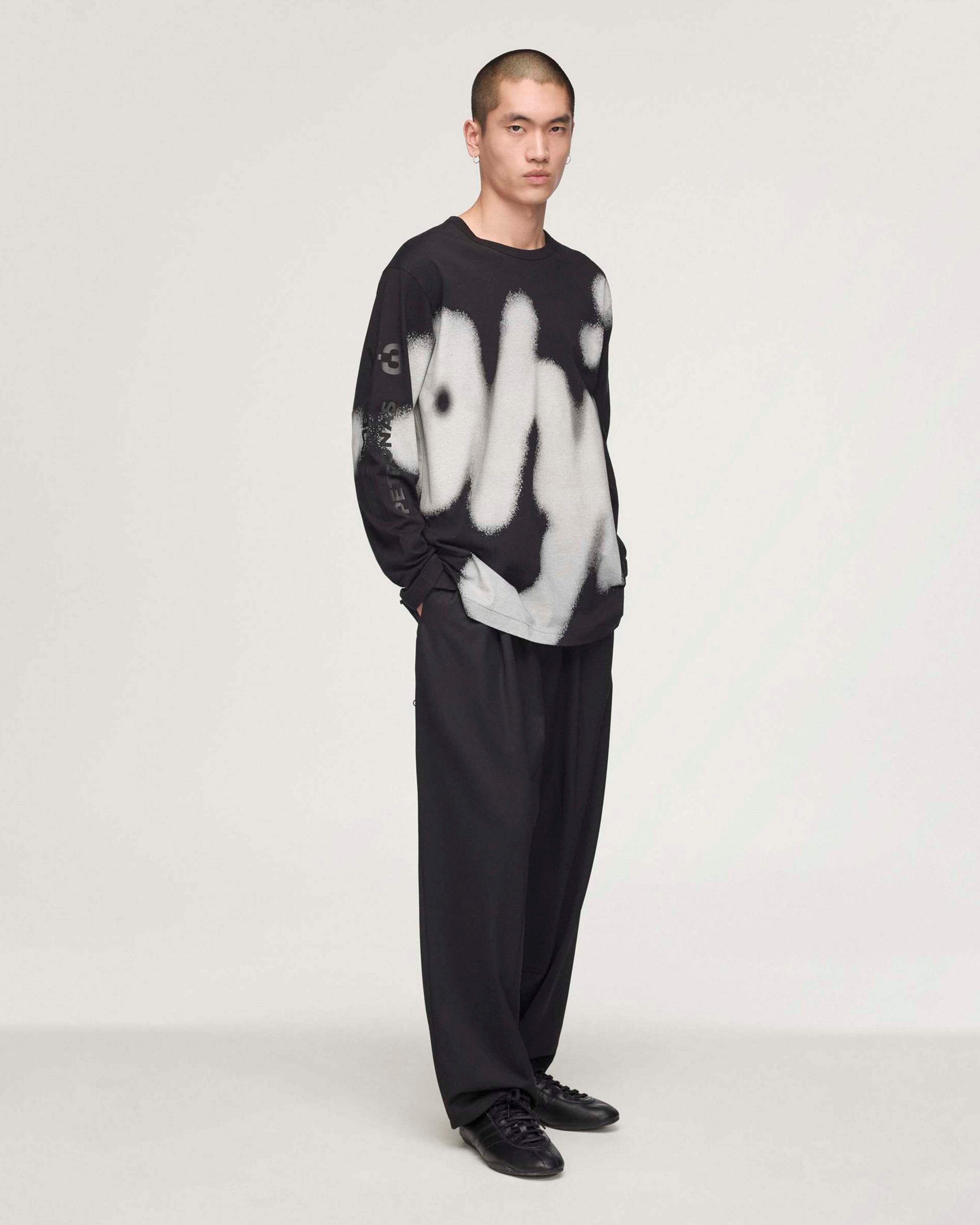 Y-3 Yohji Long-Sleeve T-shirt - Black (2026) | Mercedes-AMG