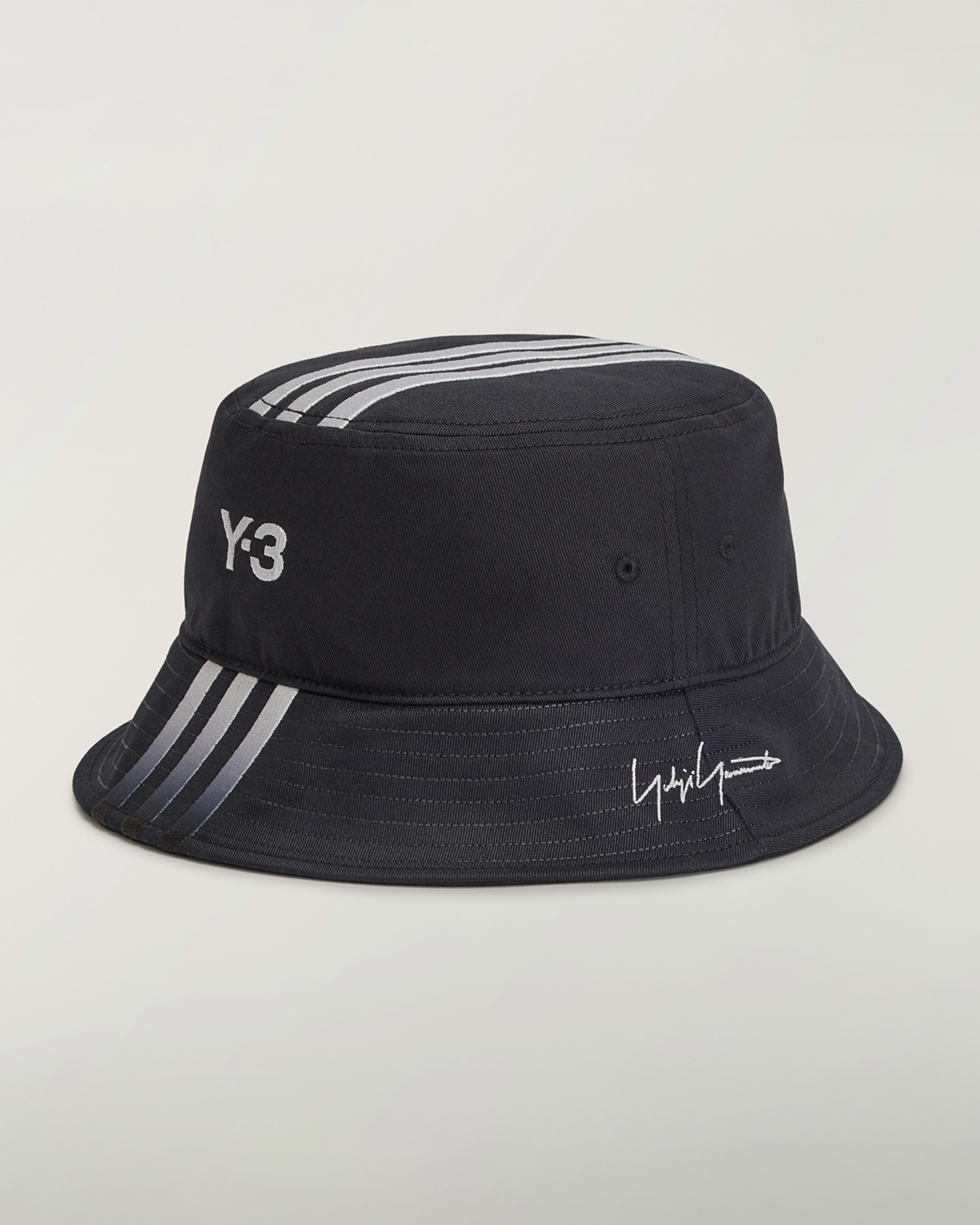 Y-3 x Mercedes-AMG PETRONAS F1 Team Bucket Hat - Black | Official