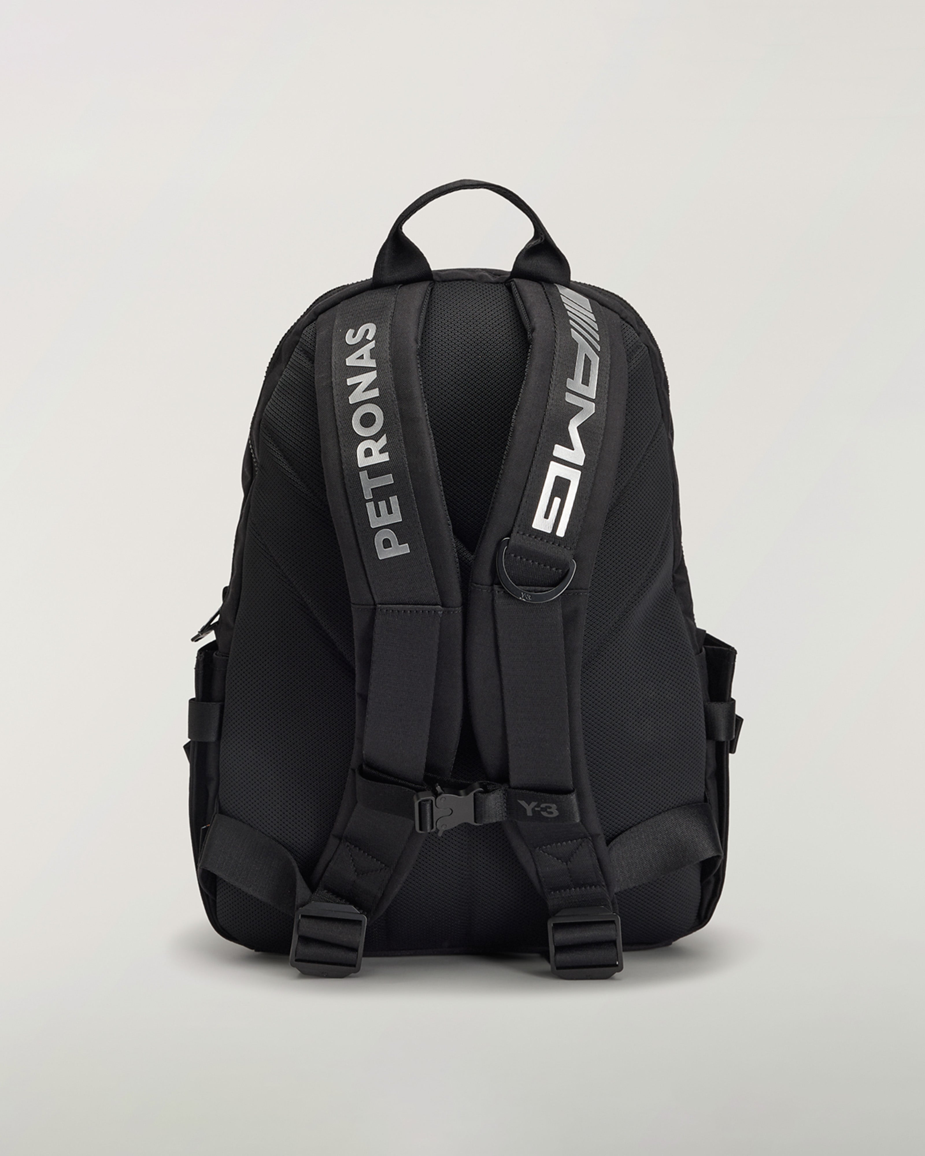 Y-3 AMG PETRONAS リュック・バックパック Y-3 Backpack - Black (2026) | Mercedes-AMG PETRONAS F1 Team x