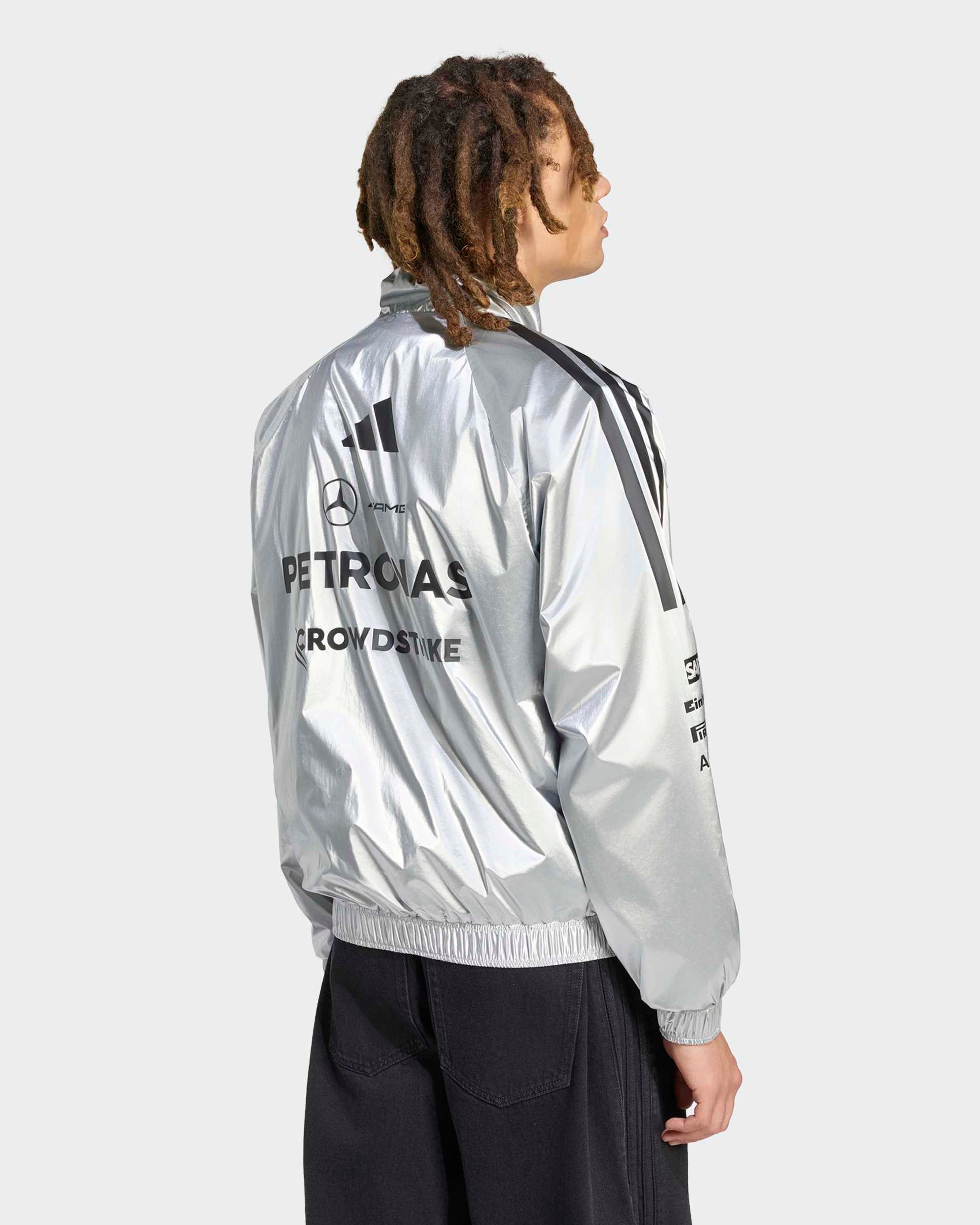 Mercedes F1 Jackets | Official Mercedes-AMG F1 Store