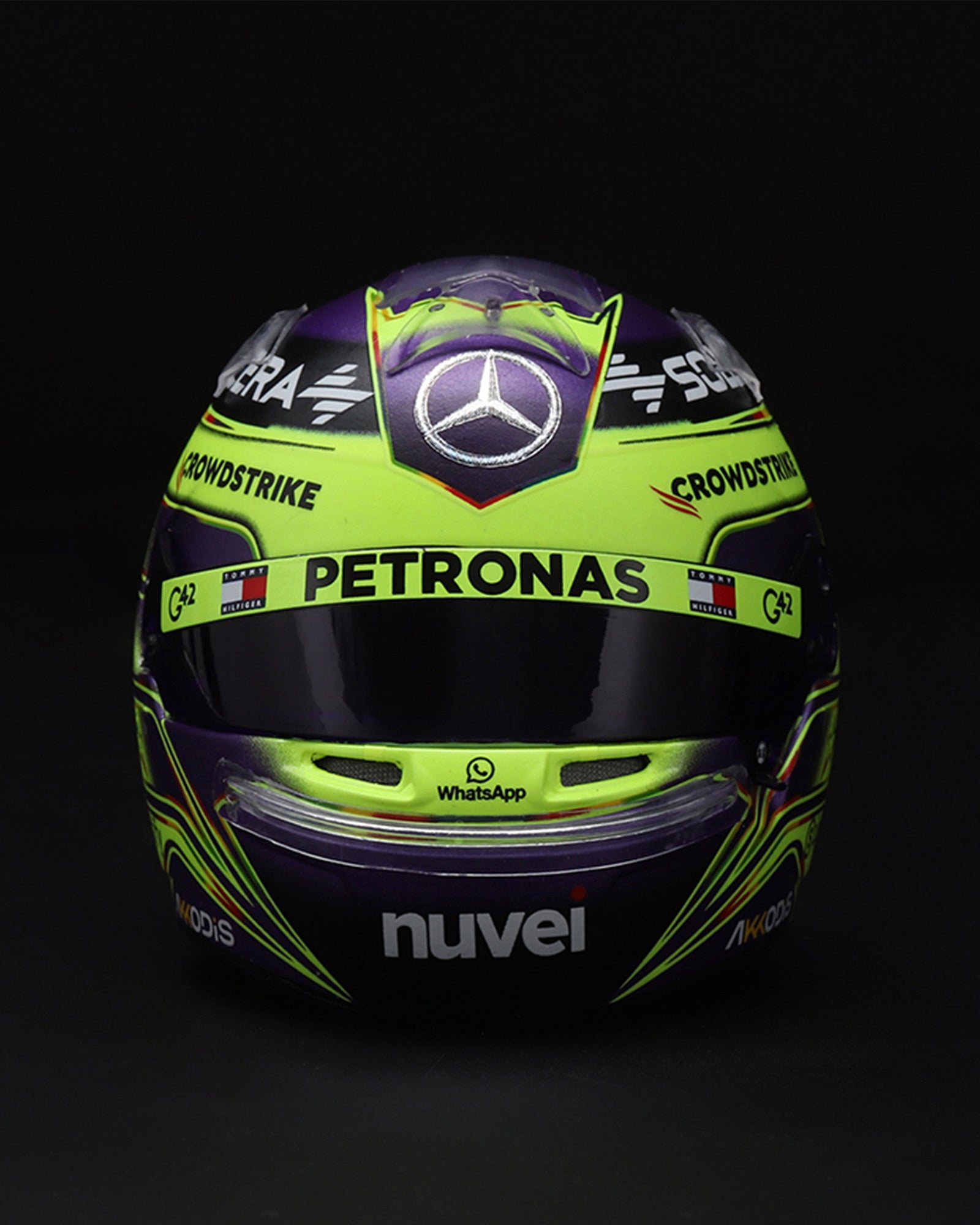 Lewis Hamilton 2024 Sparks Helmet 1:5