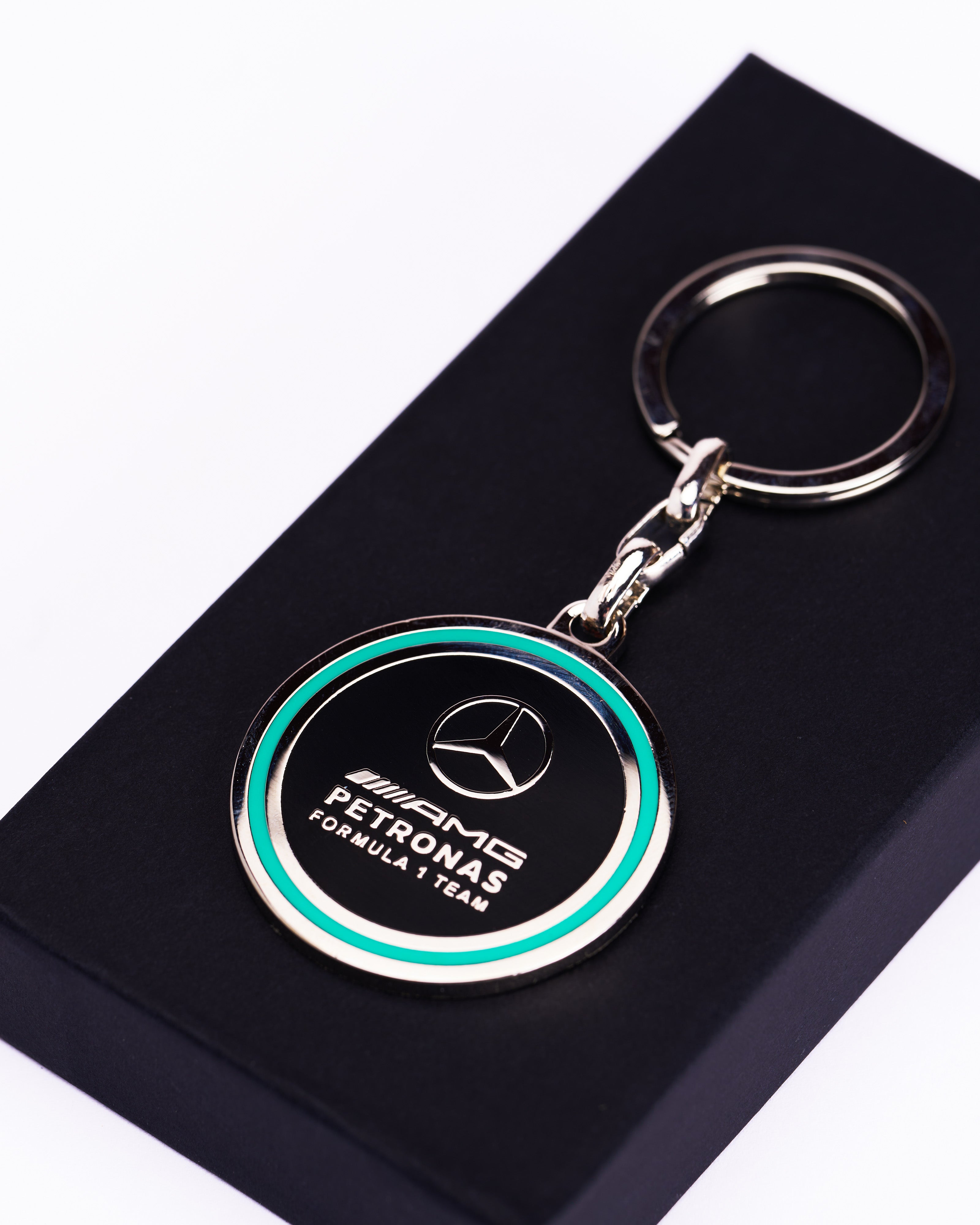 Mercedes-AMG PETRONAS F1 Team Logo Keyring | Official Store 2026