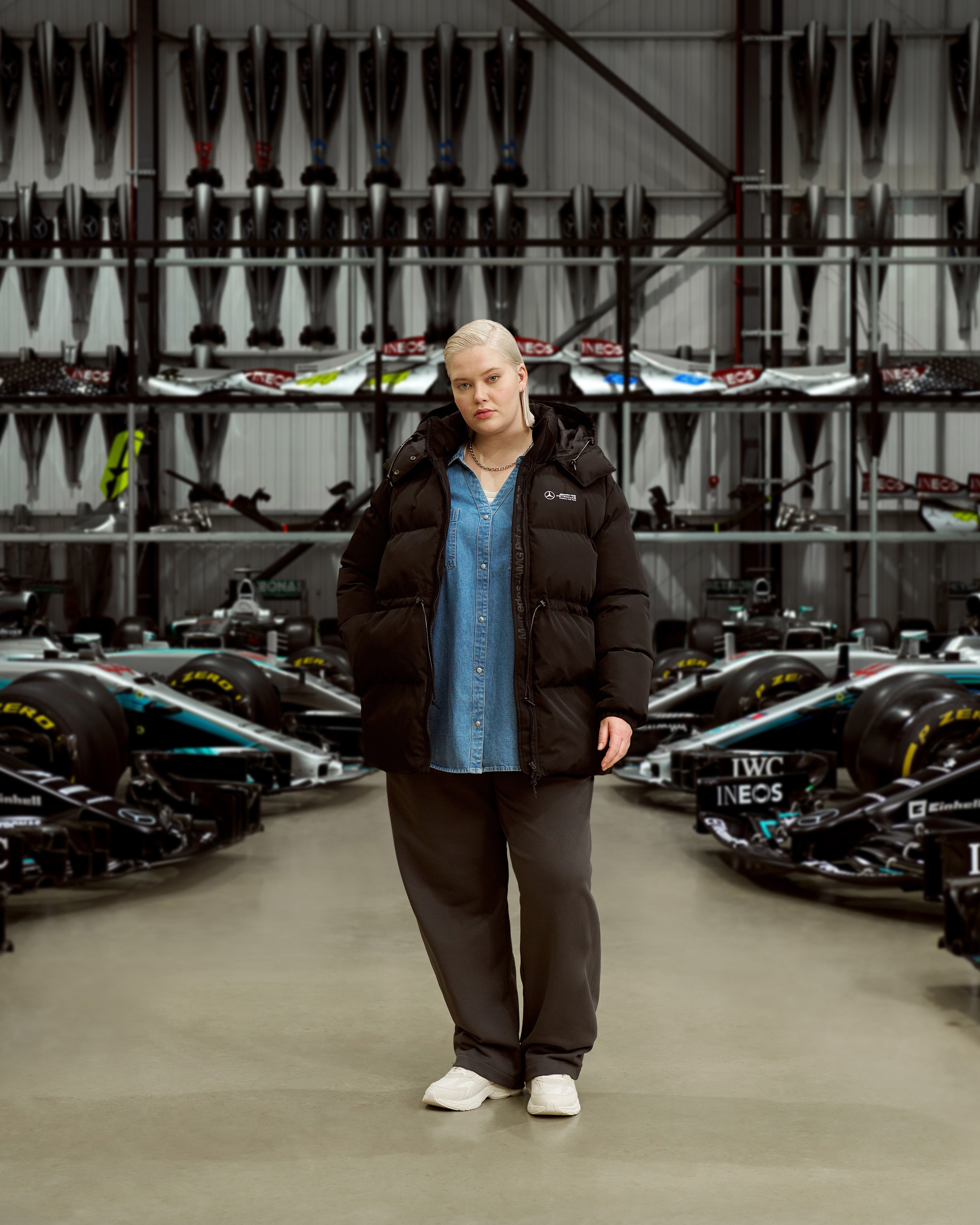 Fan Jackets | Official Mercedes-AMG F1 Store