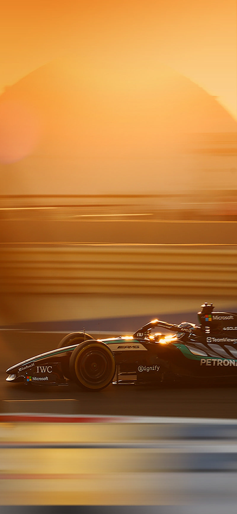 Official Mercedes-AMG PETRONAS F1 Team Store