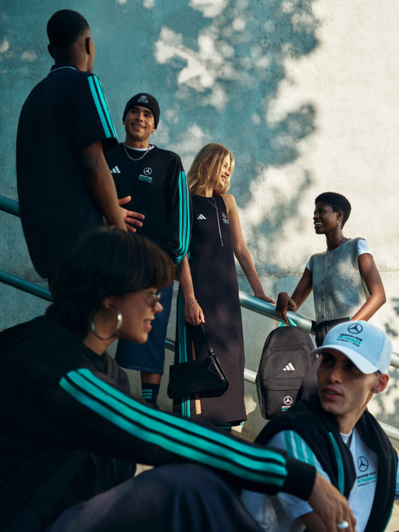 Maglione Ufficiale Mercedes AMG Petronas F1 – Girocollo Bianco Con Logo 3D, Morbido Interno In Pile – Taglia XL